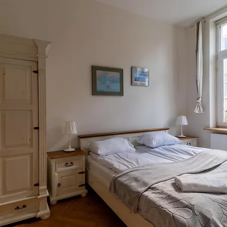 Red Czyzewskiego By Grand * Сопот