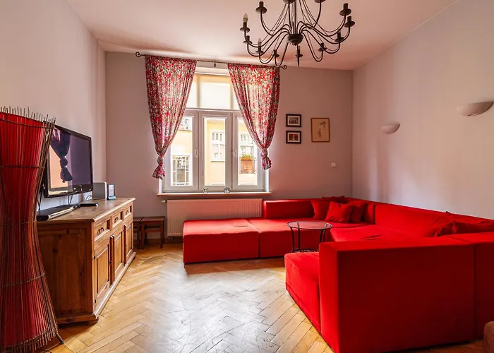 Red Czyzewskiego By Grand * Сопот