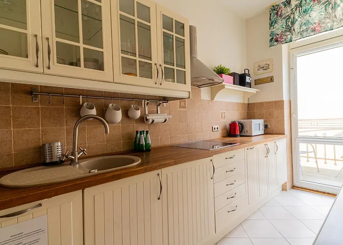 Red Czyzewskiego By Grand *